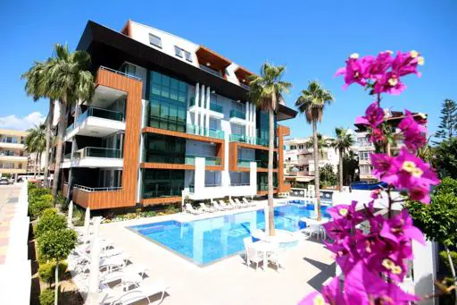 High quality apartments 200 meters from the beach 